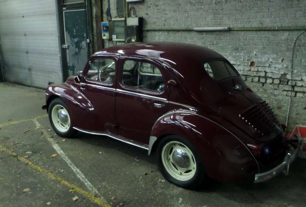 Renault 4cv