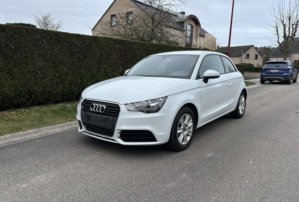 Audi A1 1.6 TDi Ambition S tronic