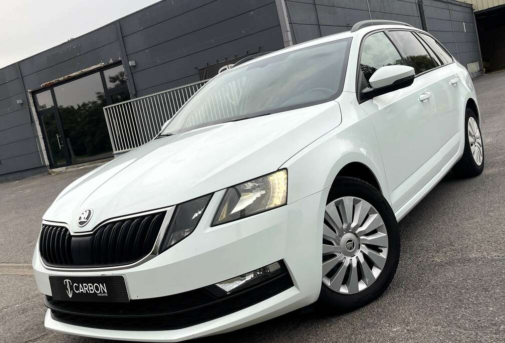 Skoda SW 1.5 TSI Ambition DSG/KEYLESS/CAMERA/NAVI/CRUISE