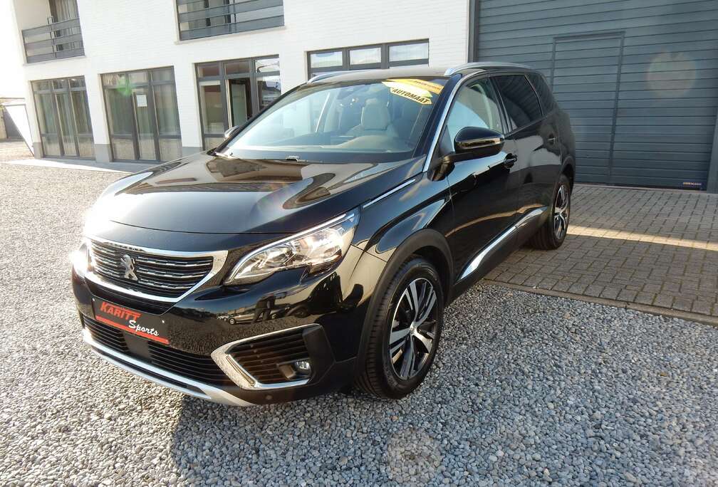 Peugeot 1.2 i automaat 130pk/ 7 plaatsen /leder/gps/