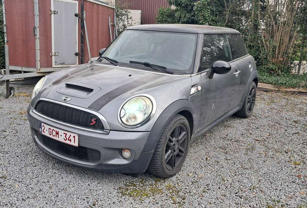 MINI 1.6i