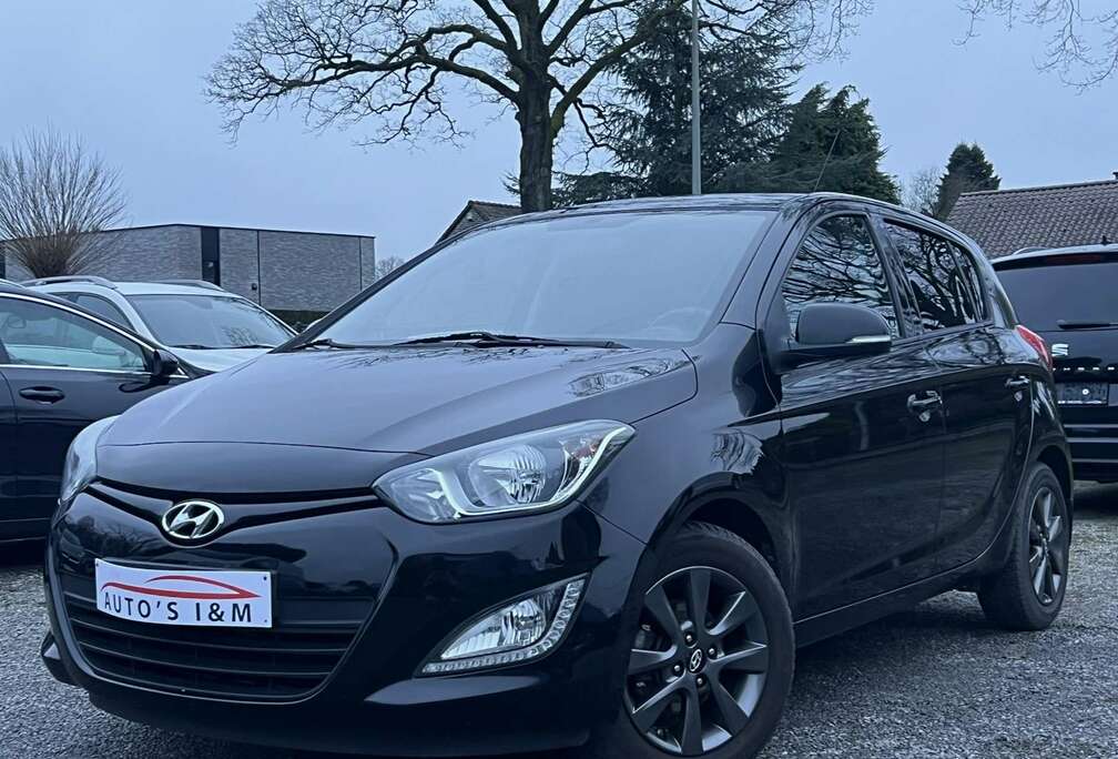 Hyundai 1.2i Benzine 2015 97Dkm Zetelverw. Airco Garantie