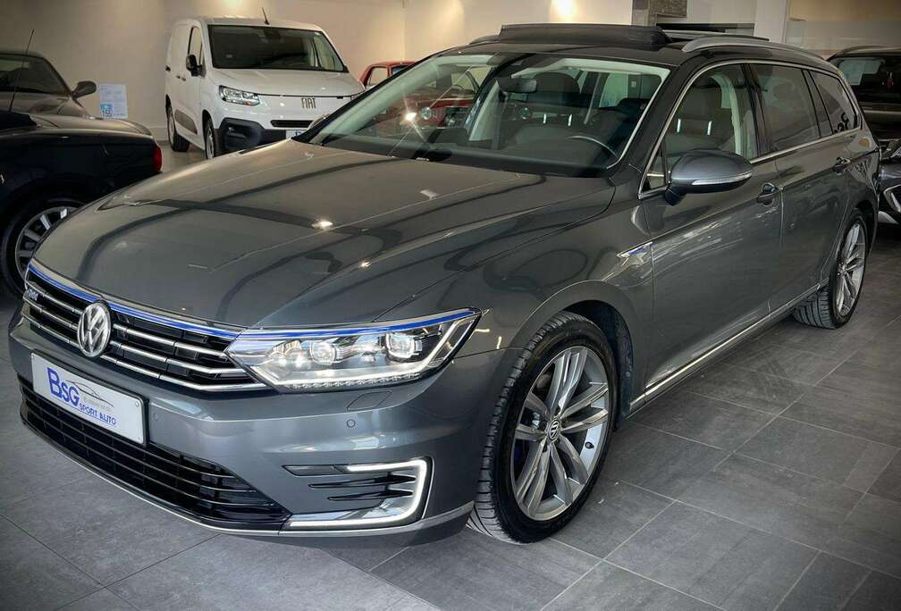 Volkswagen SW GTE 1.4 TSI PHEV DSG*TOIT PANO*CUIR*GPS*CAMERA