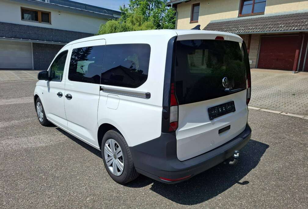 Volkswagen Maxi 2.0 TDi Business 5pl. NAVI TREKHAAK PARK. SENS. MULTIFUNCTIE STUUR