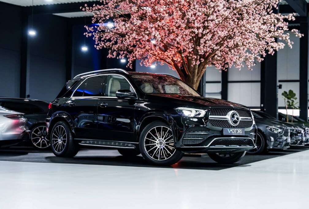 Mercedes-Benz AMG Line - 4 Matic - Pano - 21\