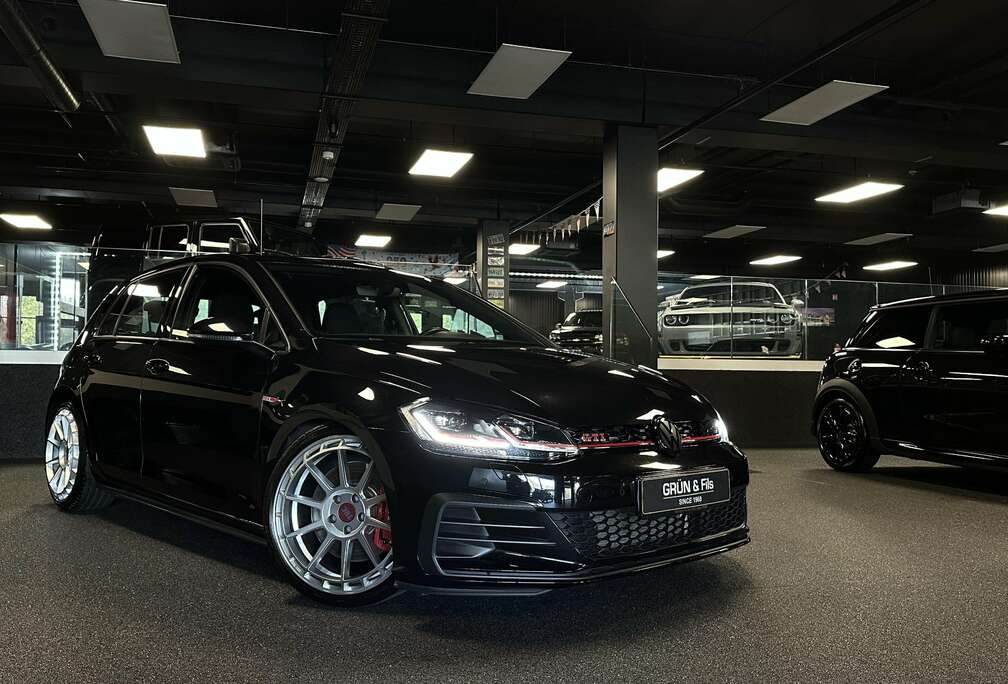 Volkswagen VII GTI Performance