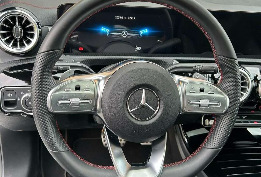 Mercedes-Benz CLA 180 AMG Line