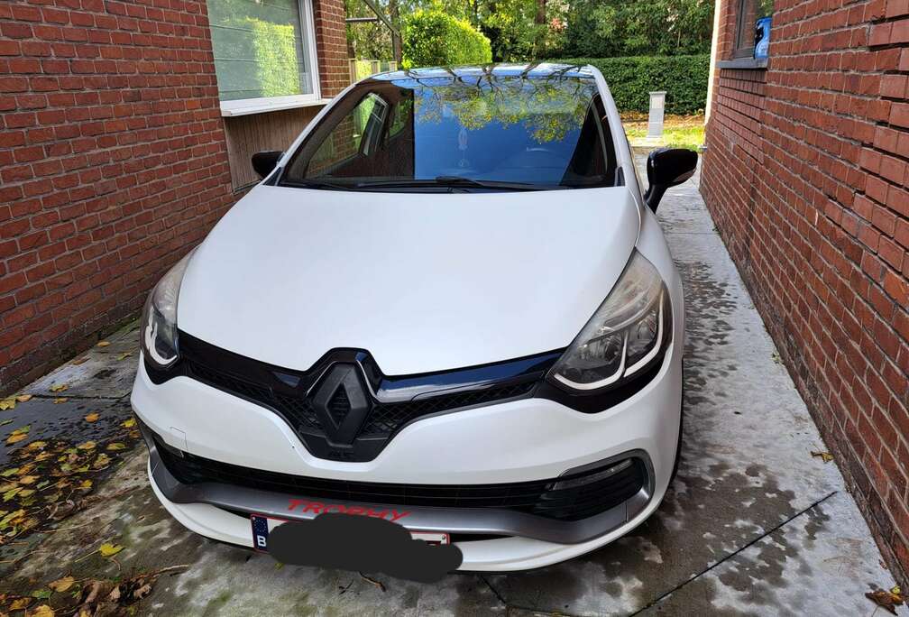 Renault Clio TCe 220 EDCR.S. Trophy