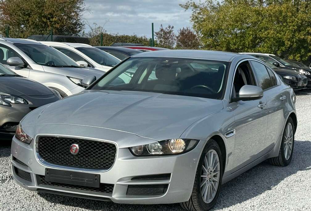 Jaguar XE 2.0 D E-Performance Prestige