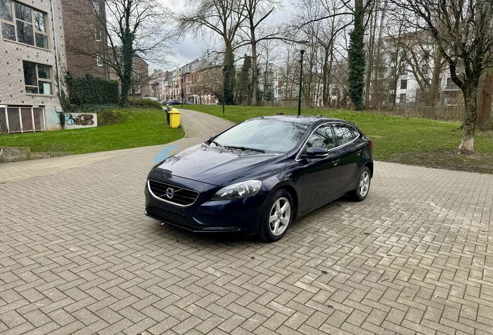 Volvo V40 2.0 D2 Momentum