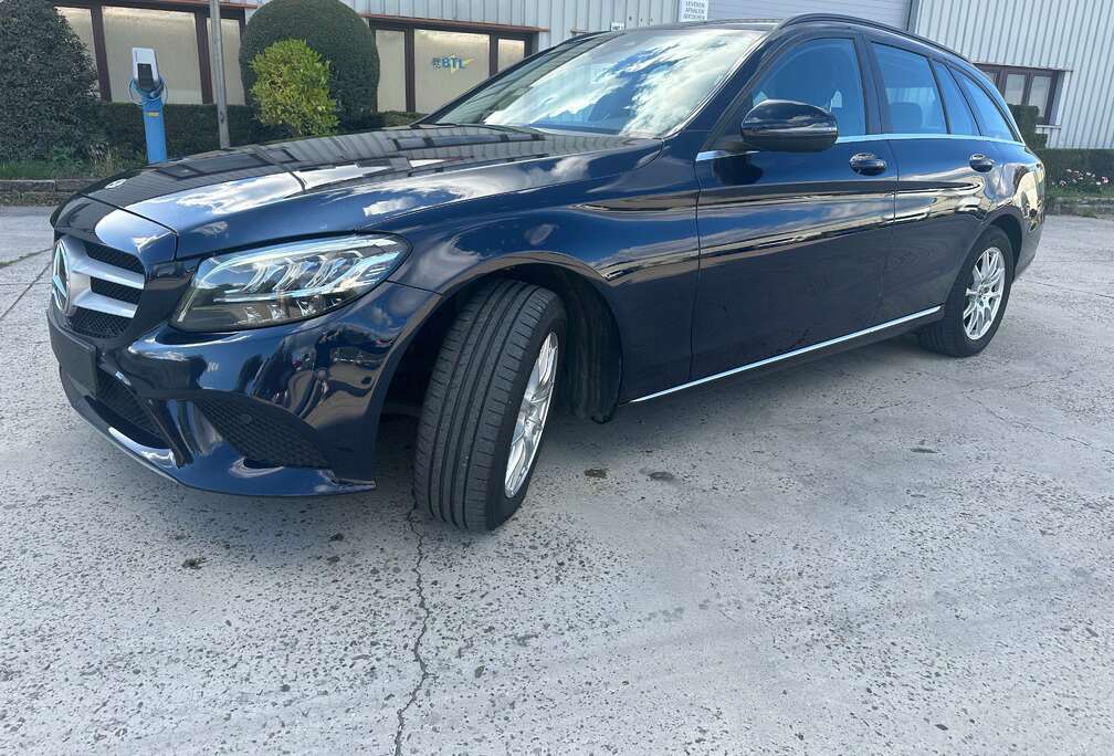 Mercedes-Benz D 9-Gtronic Led ///13500€ netto///