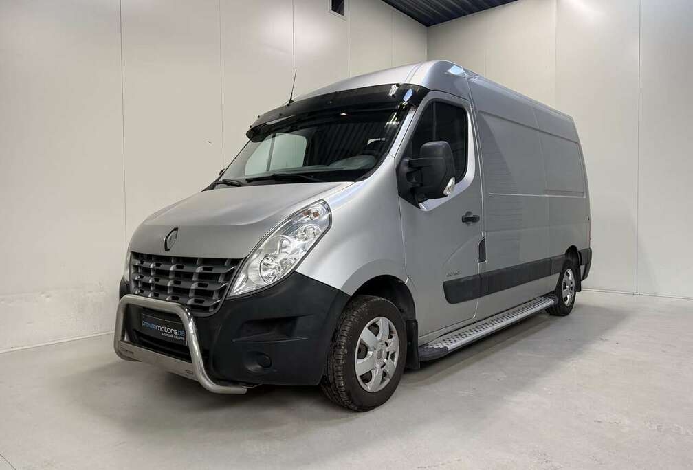 Renault 2.3d - 3pl. - Airco - Radio - Lichte Vracht Eur...