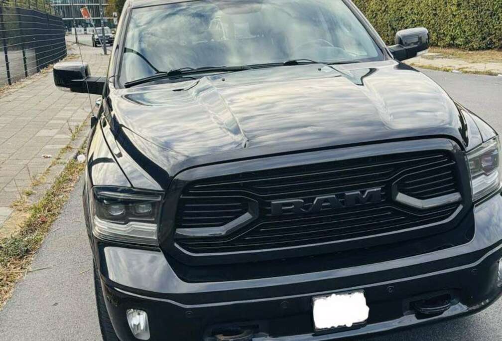 Dodge Hemi 5.7 1500 Full Option