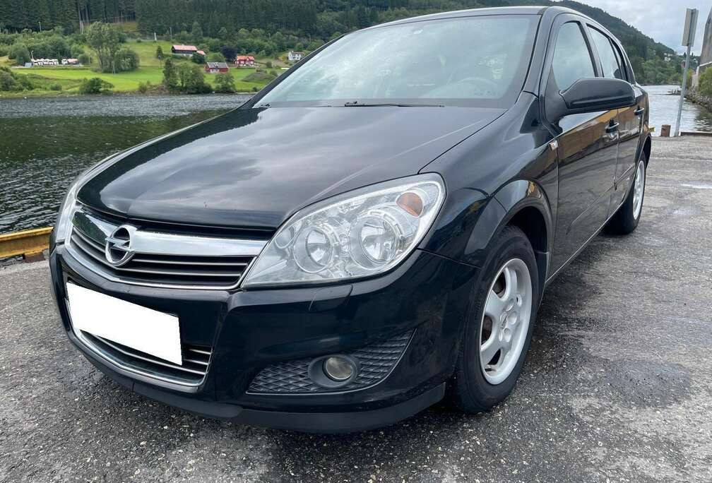 Opel Astra 1.7 CDTi Essentia FAP (Fleet)