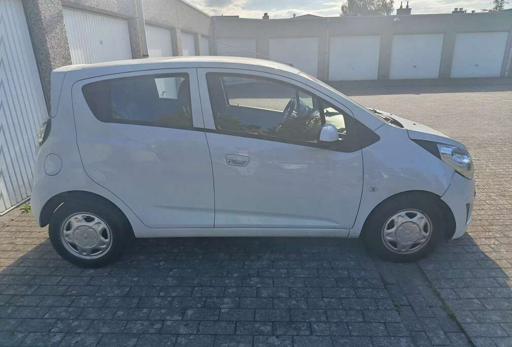 Chevrolet 1.0 16V - 68 LS+