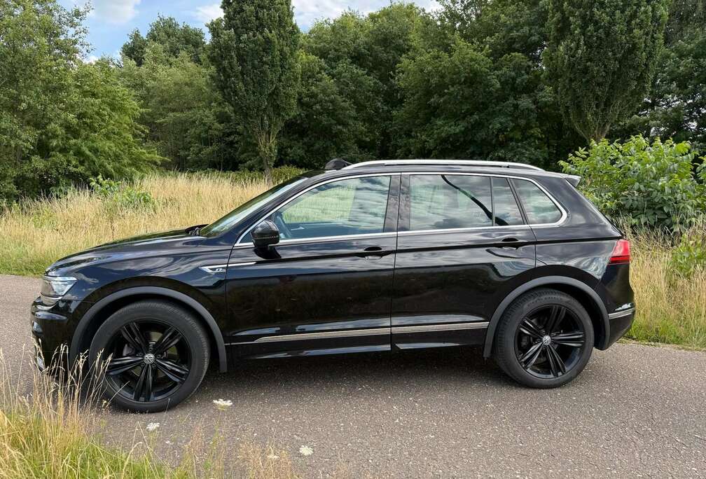 Volkswagen Tiguan 5N R Line