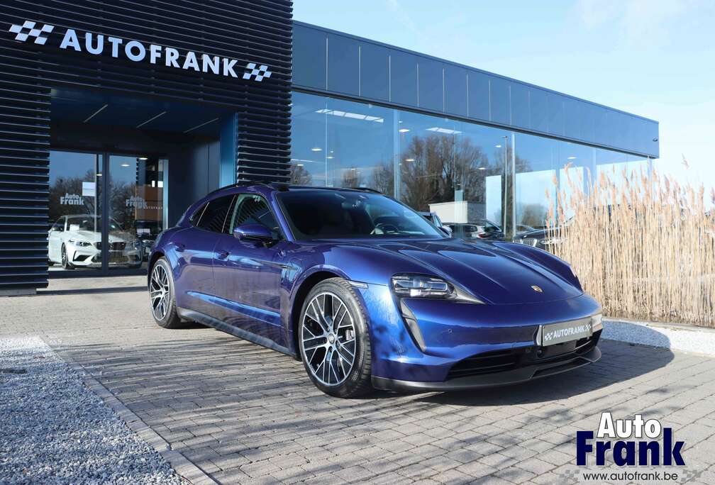 Porsche SPORT TURSMO / PERF BATT / BURMSTR / CHRONO / PANO