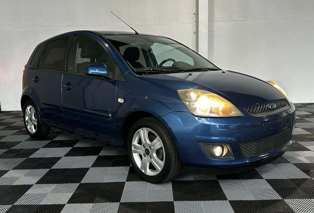 Ford 1.3i Trend