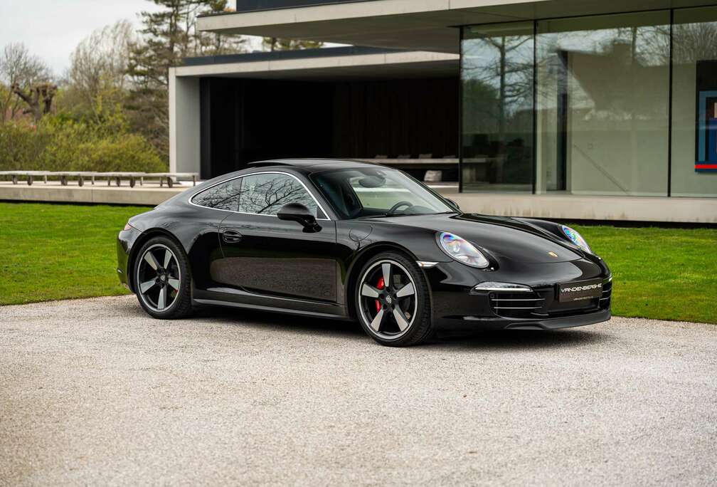 Porsche .1 C2S 50 YEARS / ANNIVERSARY / 1 OWNER / PANO / CHRONO / 18 WAY