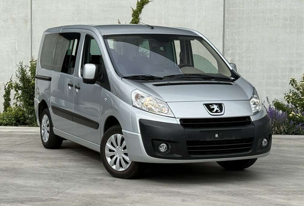 Peugeot 8 ZITPLAATS 1.6 AIRCO DIESEL