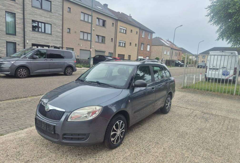 Skoda 1.2i Combi - Airco + Keuring - Carpass - Garantie