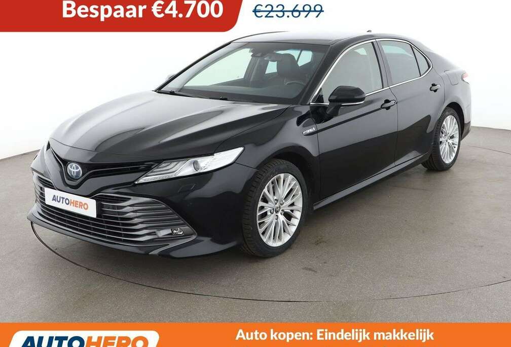 Toyota 2.5 Hybrid Business Edition