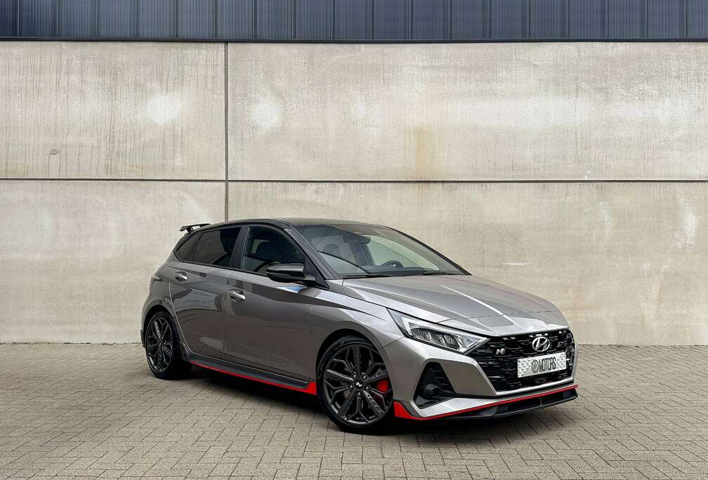 Hyundai i20 N 1.6 T-GDi FULL Option*Bose*Camera*First owner*