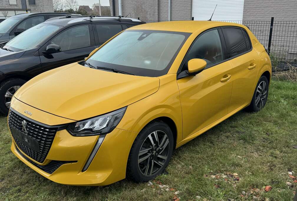 Peugeot BlueHDi 100 Allure