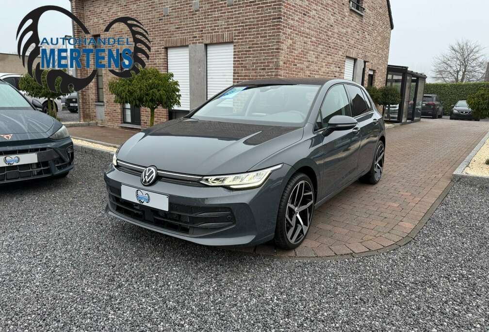 Volkswagen VIII 1.5 TSI 115PK FACELIFT ACC AR/CAM NIEUW 0KM