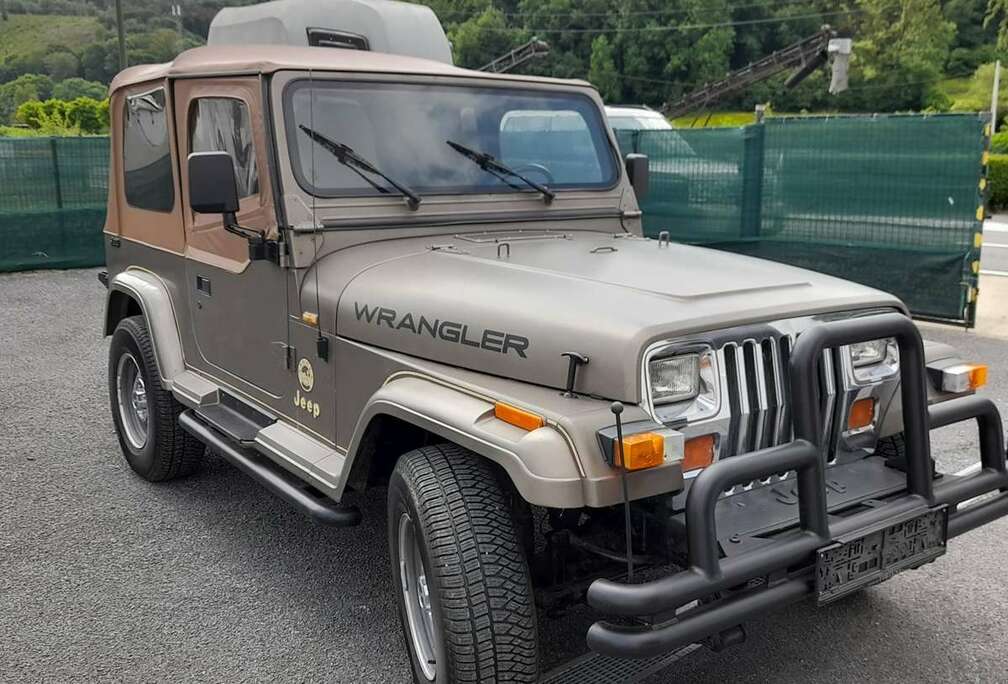 Jeep 2.5i Sport