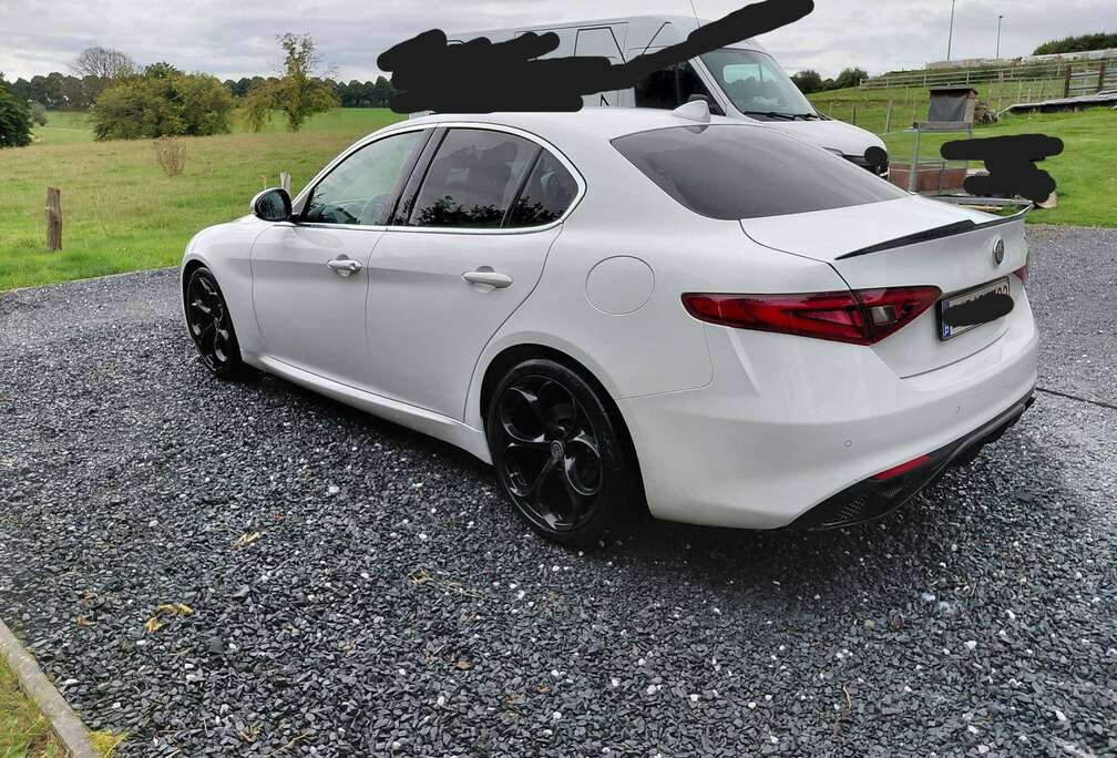 Alfa Romeo Giulia 2.0 T Nouveau moteur 40000km 330cv