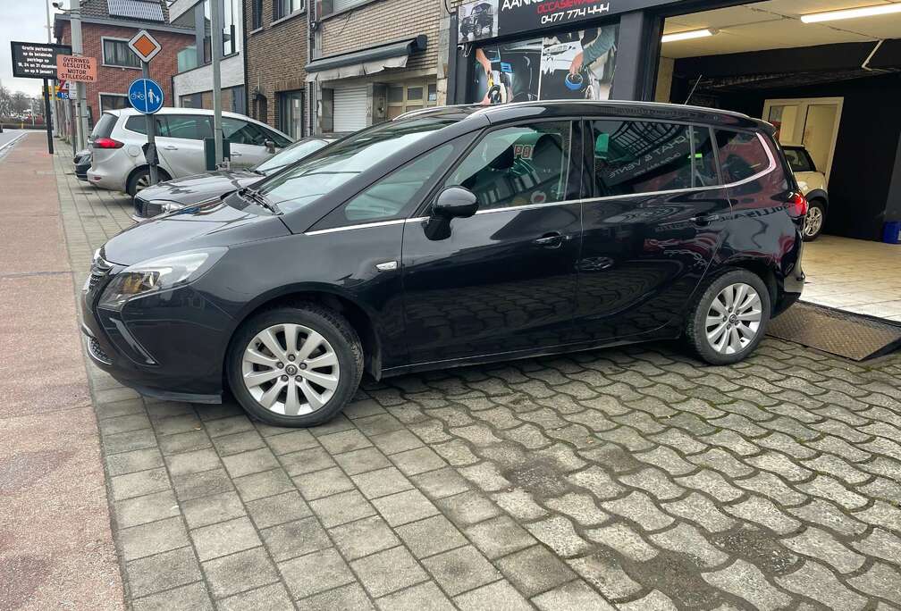 Opel 2.0 CDTi Enjoy Active Model 2014// 5 Place//Carnet