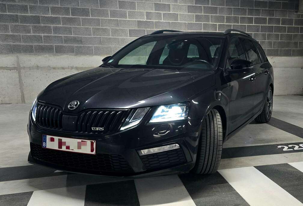 Skoda vRS 2.0 - Utilitaire 2 places