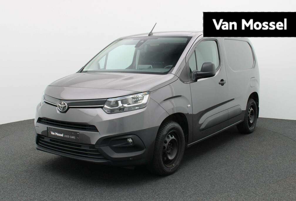 Toyota 1.2i 81kW LWB Active