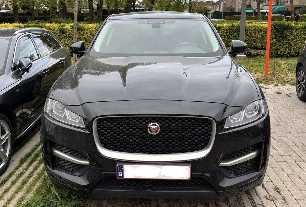 Jaguar F-Pace 2.0 D AWD Portfolio (EU6.2)