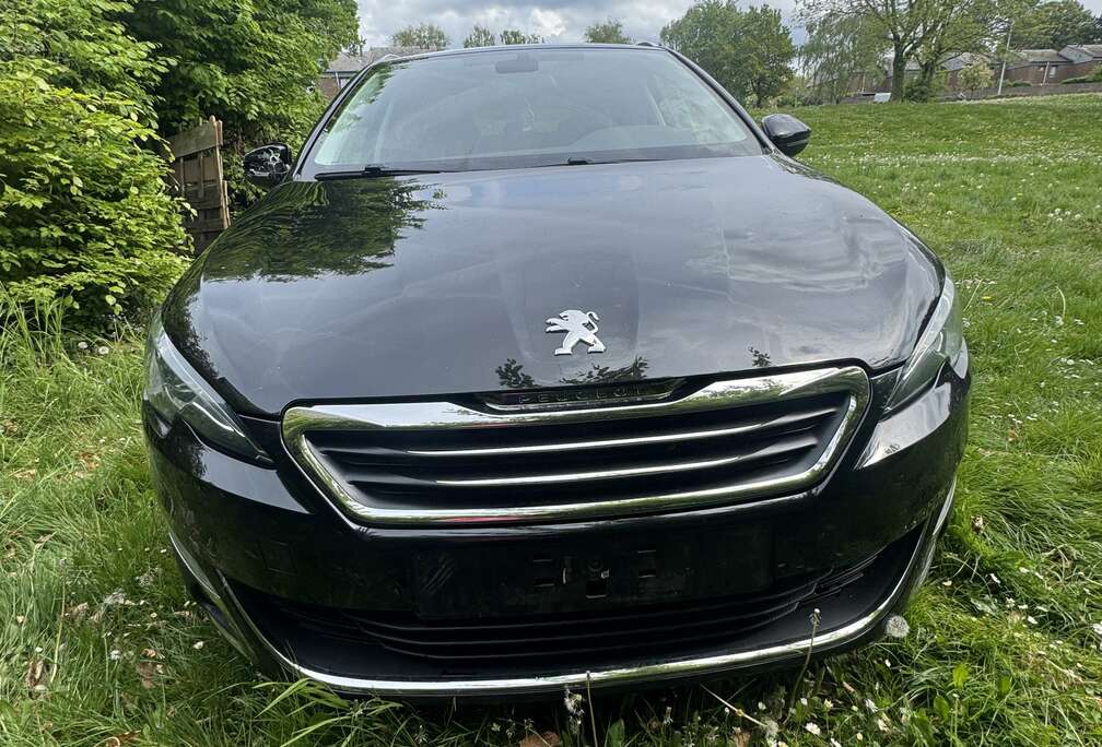 Peugeot SW 1.5 BlueHDi Allure
