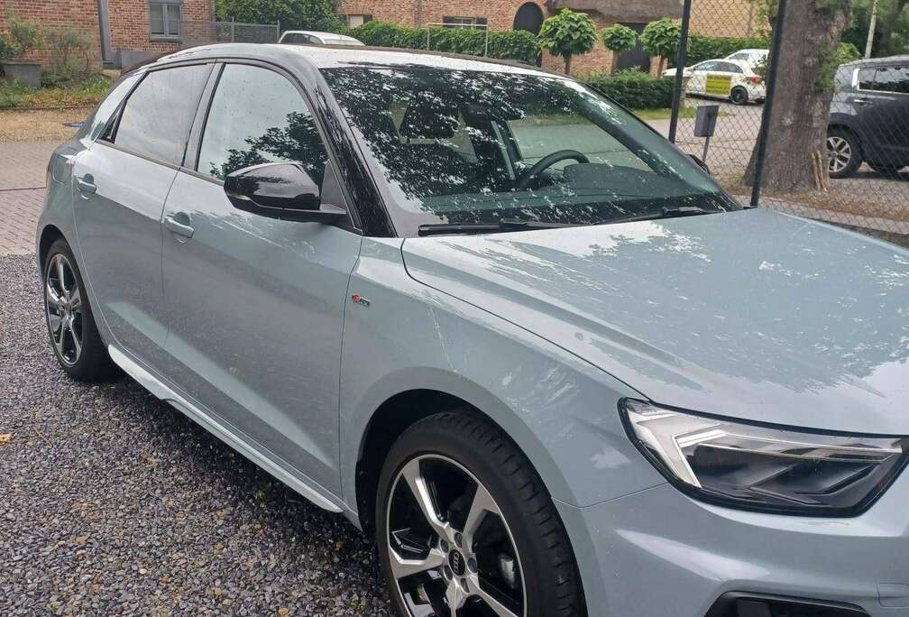 Audi A1 Sportback 25 TFSI S line