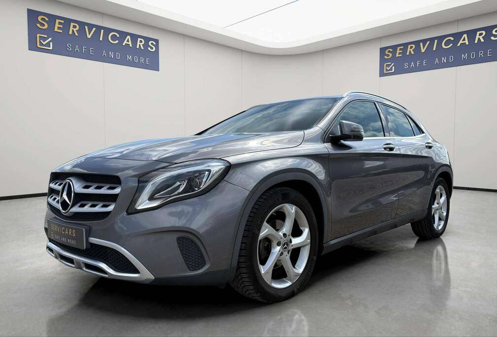 Mercedes-Benz @SERVICARS FLEURUS - GLA 200 Urban - Entretien complet chez Mercedes - 12 Mois de garantie