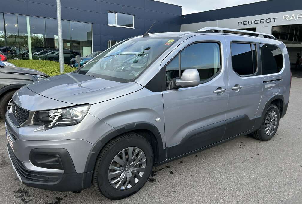 Peugeot BlueHDI 130 L1 EAT8 Allure