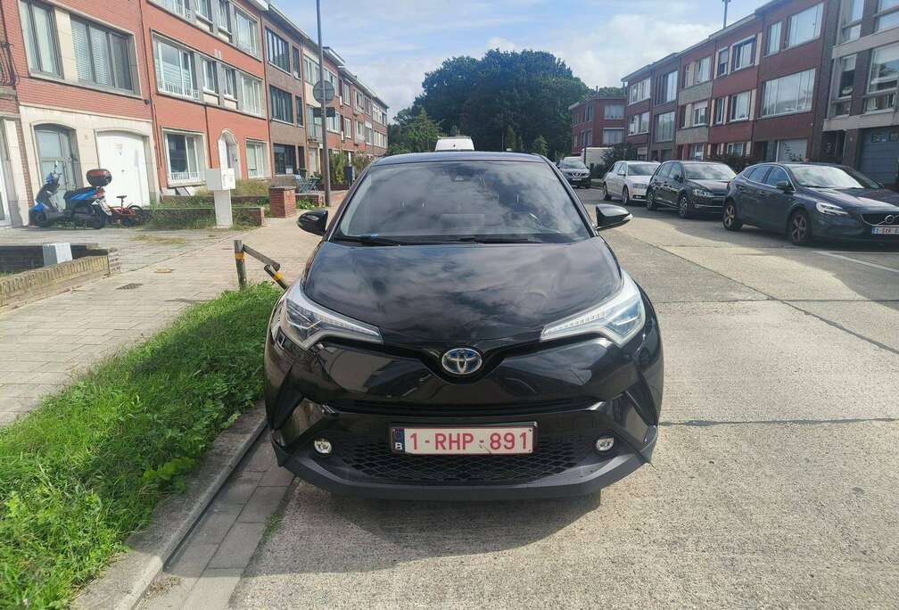 Toyota C-HR Hybrid 1.8i VVT-i C-Hic E-CVT