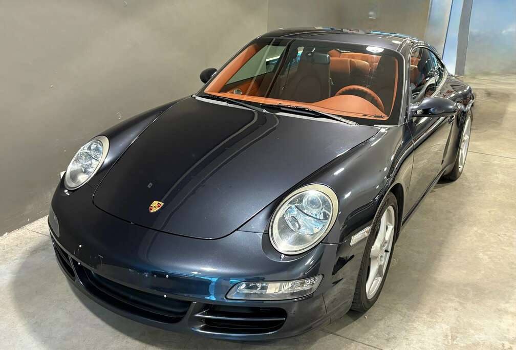 Porsche 911 Carrera 2 3.6i Coupé