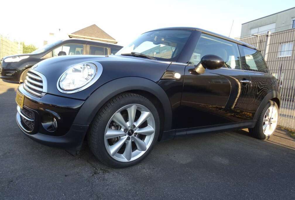 MINI 2.0 AUTOMATIQUE