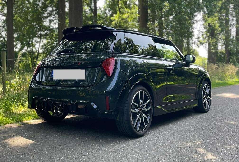 MINI Mini Cooper S John Cooper Works Trim