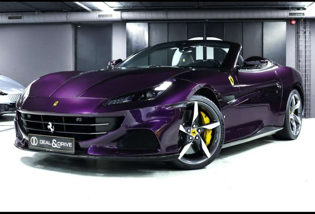 Ferrari MVIOLA HONG KONGFULL CARBONJBLKAMMAGNERIDE