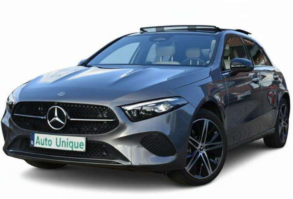 Mercedes-Benz A 250 e PHEV Luxury Line*Full Option**