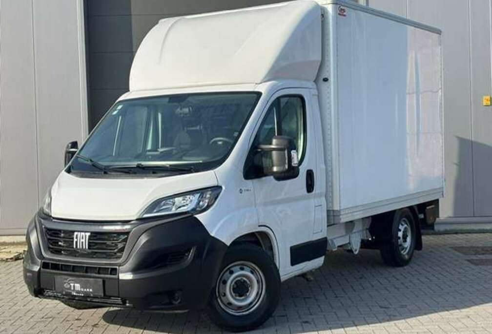 Fiat MEUBELBAK/CRUISE CONTROLE/CAMERA/NAVIGATIE