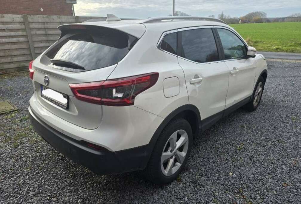 Nissan 1.2 DIG-T 2WD Acenta Xtronic