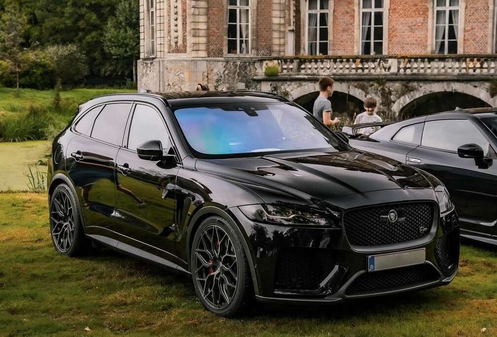 Jaguar F-Pace SVR 5.0 V8 550PK Lichte Vracht BTW 100%