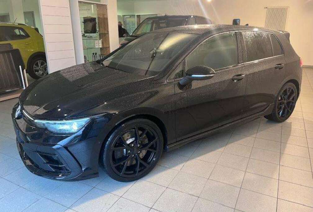 Volkswagen R Black Edition