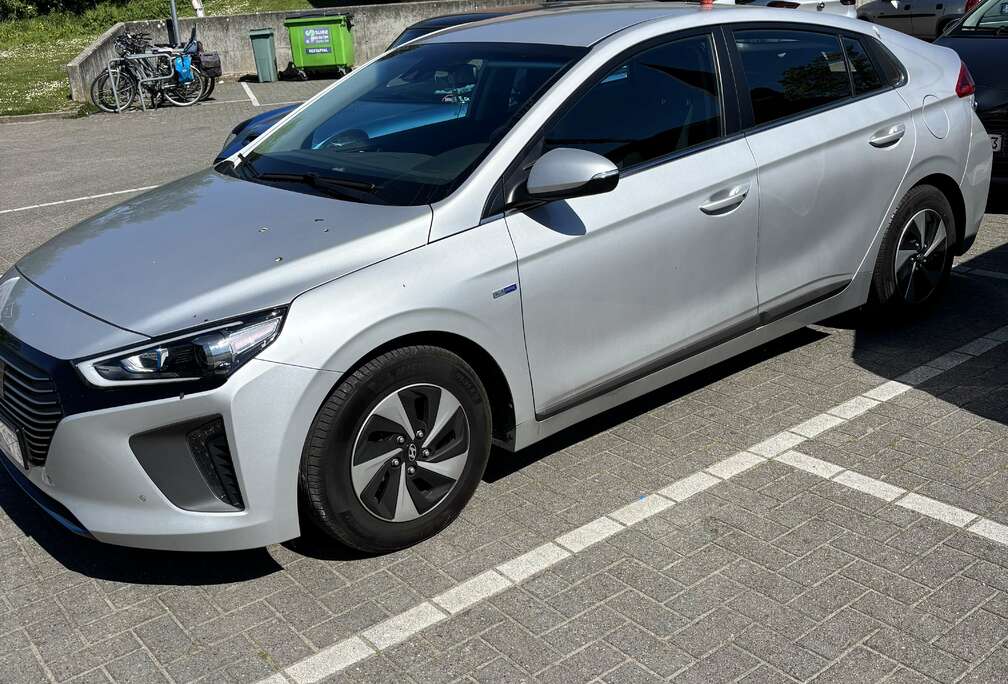 Hyundai Hybrid 1.6 GDI Style
